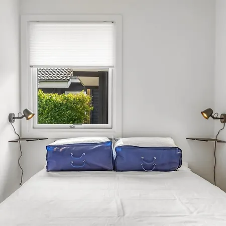 Cornelius - 30m From The Sea By Interhome *